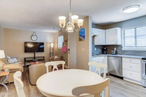 Resort Daze-2 Bedroom, Short Walk to the Beach